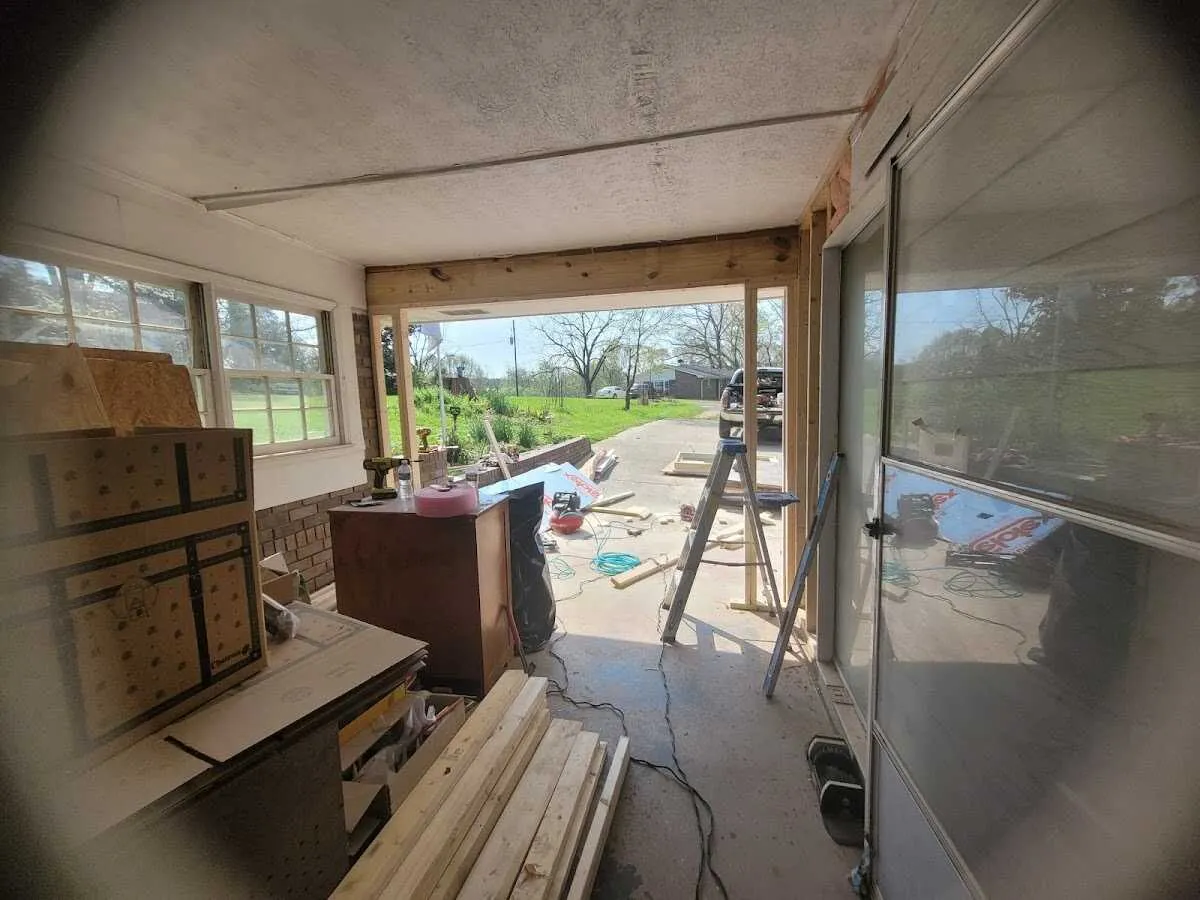 Air movers and dehumidifier for Drying & Dehumidification in Coweta